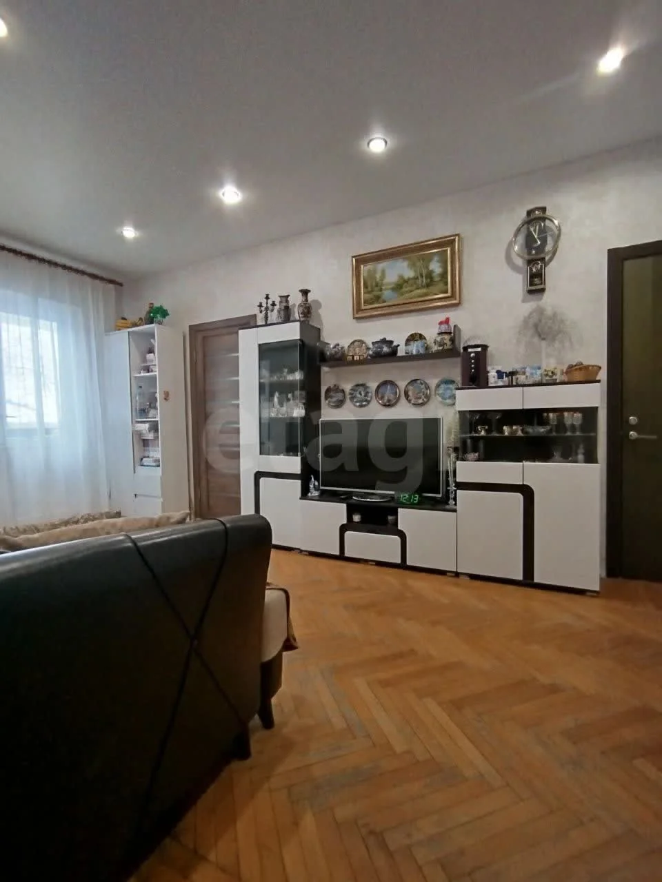 3-к квартира, 55м² (улица Суворова, 57/2) - миниатюра 5