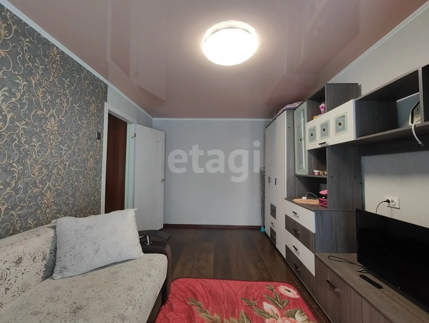 2-к квартира, 43.2м² (улица Геологов, 18) - миниатюра 2