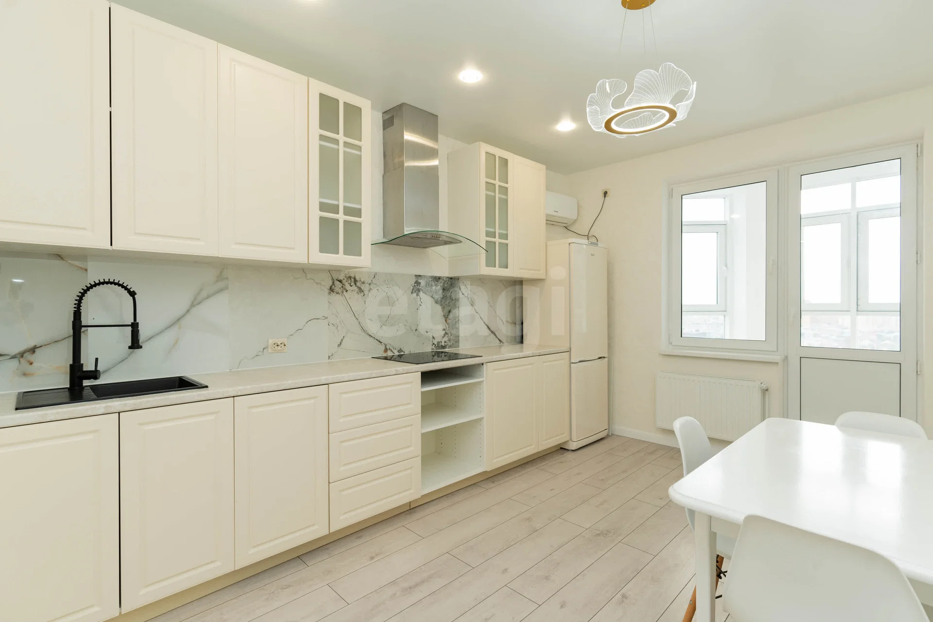 1-к квартира, 49.7м² (улица Шоссе Нефтяников, 18к3) - миниатюра 2