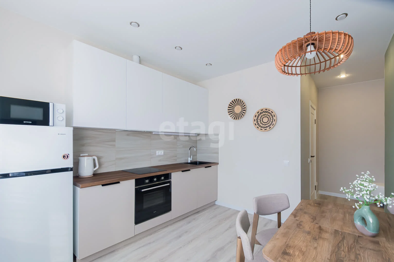 2-к квартира, 48.8м² (улица имени Владимира Жириновского, 1к1) - миниатюра 2