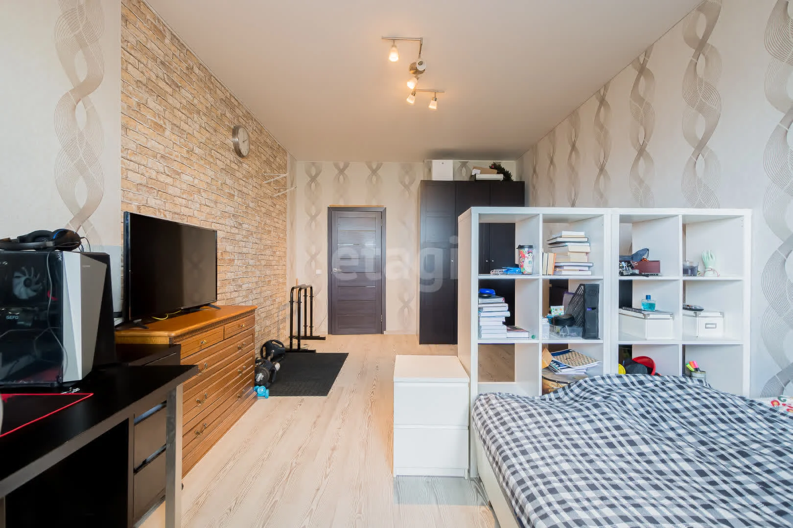 2-к квартира, 69.4м² (Октябрьская улица, 181/2) - изображение 1