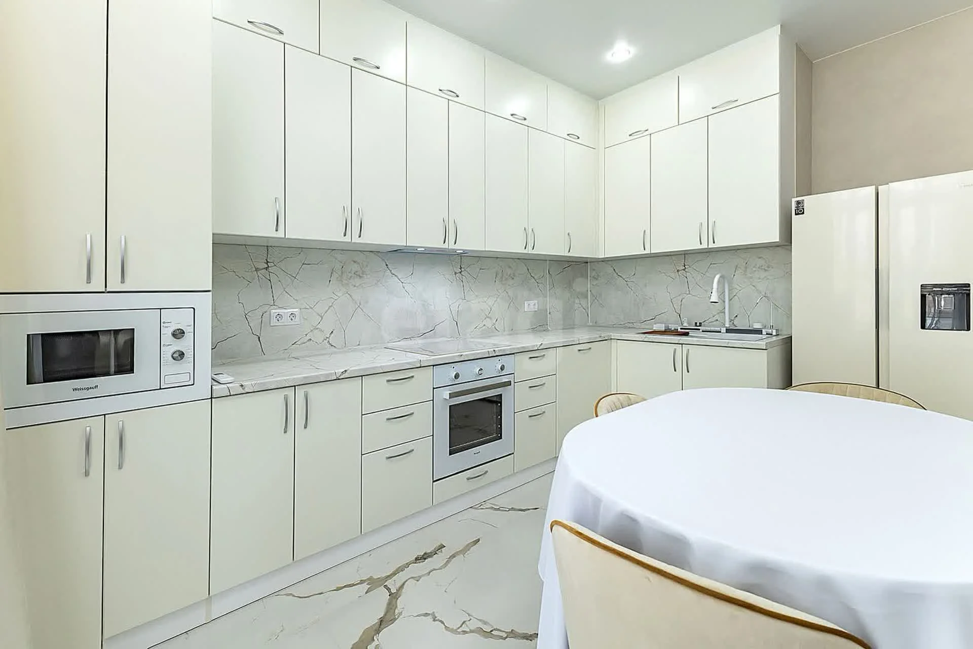3-к квартира, 70.6м² (улица имени Генерала Корнилова, 9к3) - миниатюра 15