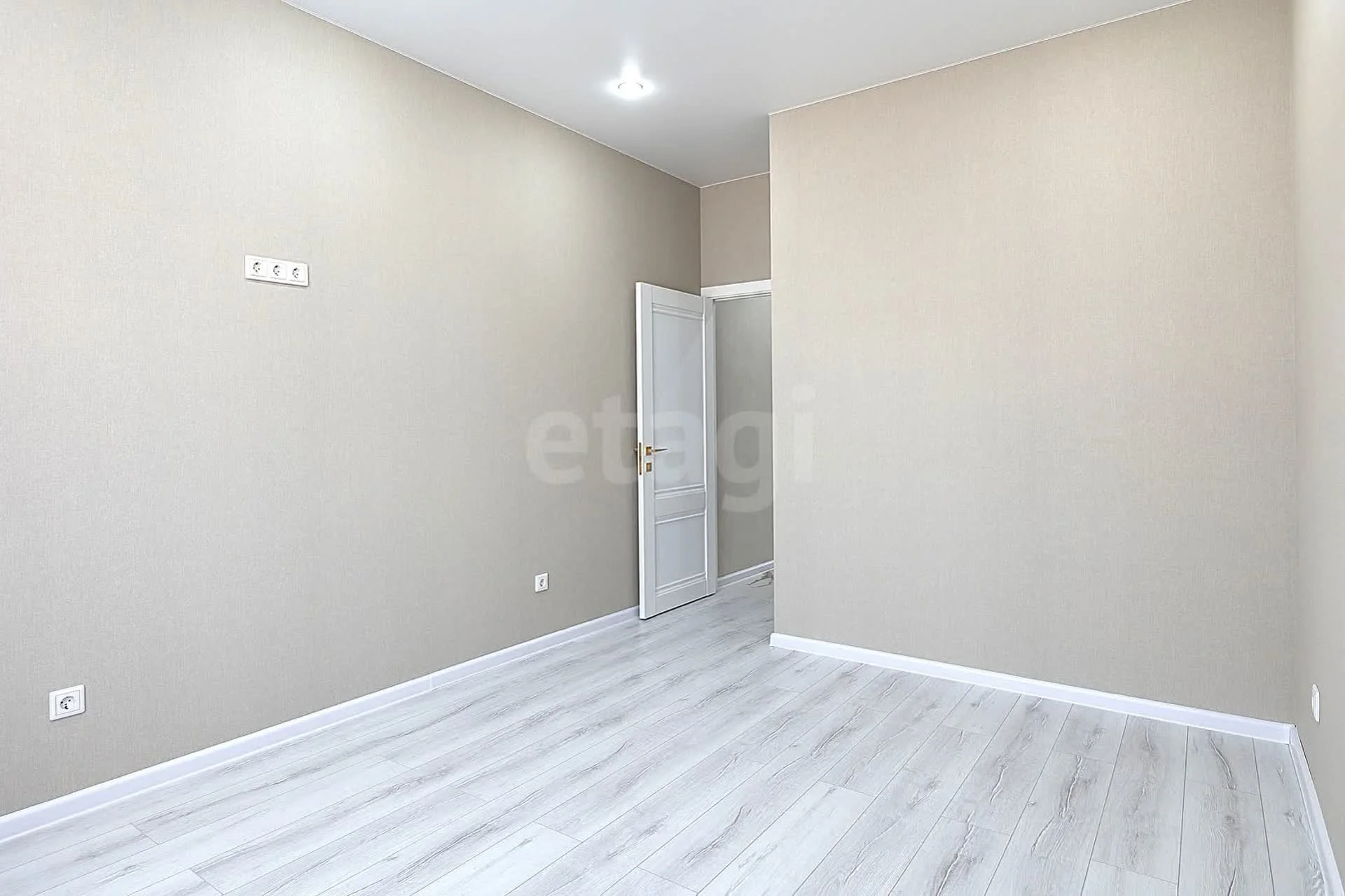3-к квартира, 70.6м² (улица имени Генерала Корнилова, 9к3) - миниатюра 35