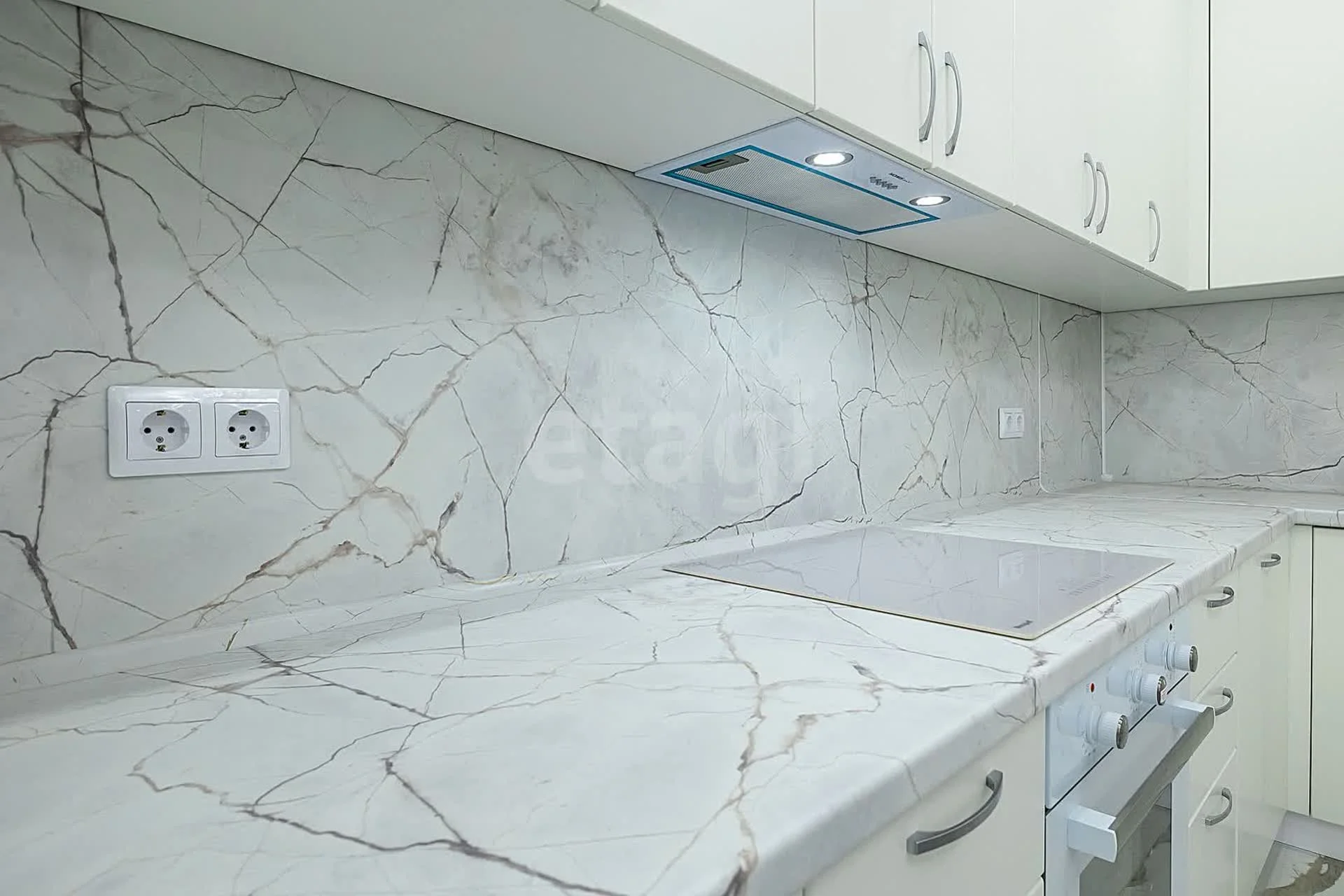 3-к квартира, 70.6м² (улица имени Генерала Корнилова, 9к3) - миниатюра 8