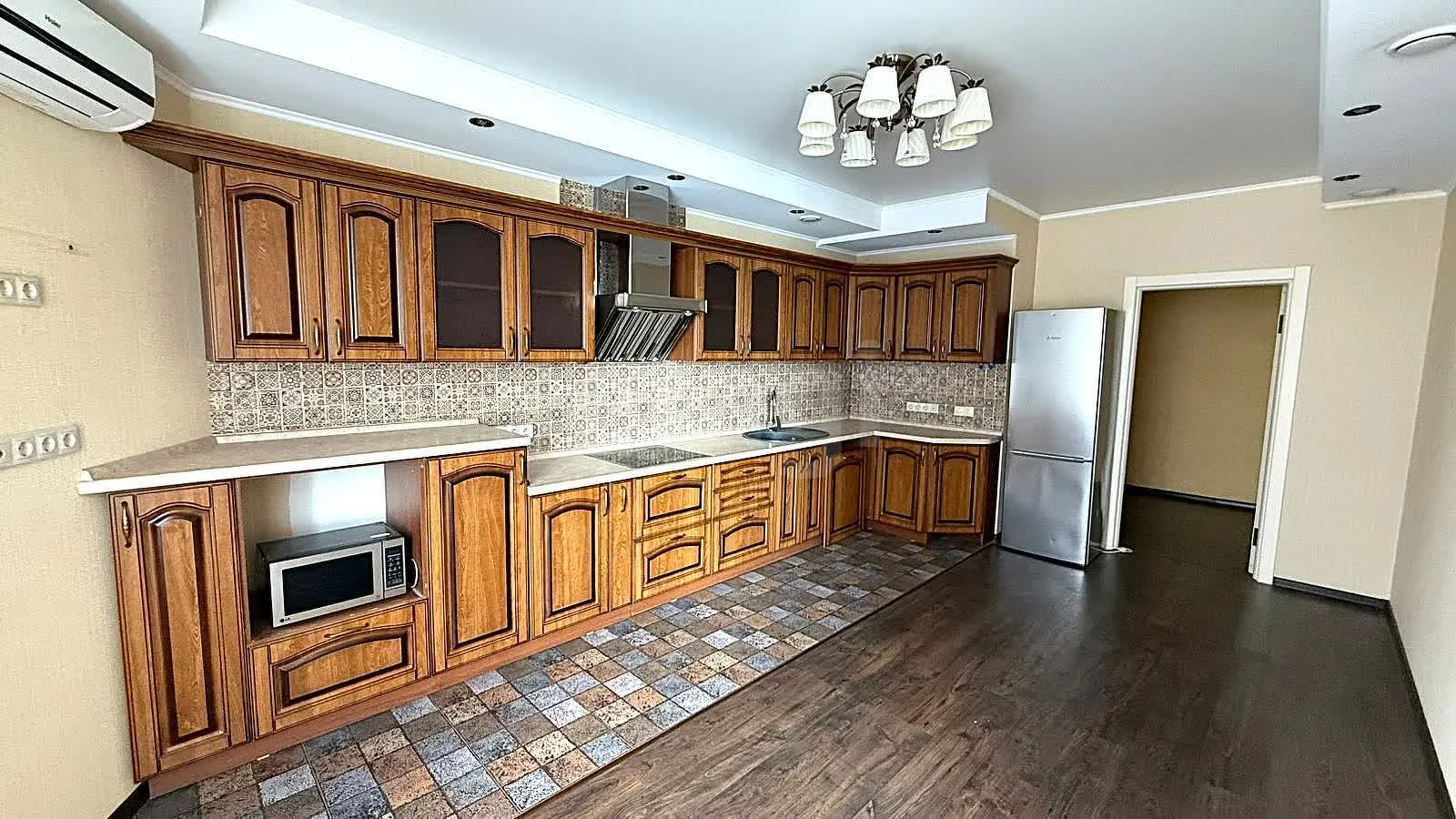 3-к квартира, 122.3м² (Кожевенная улица, 24) - миниатюра 37