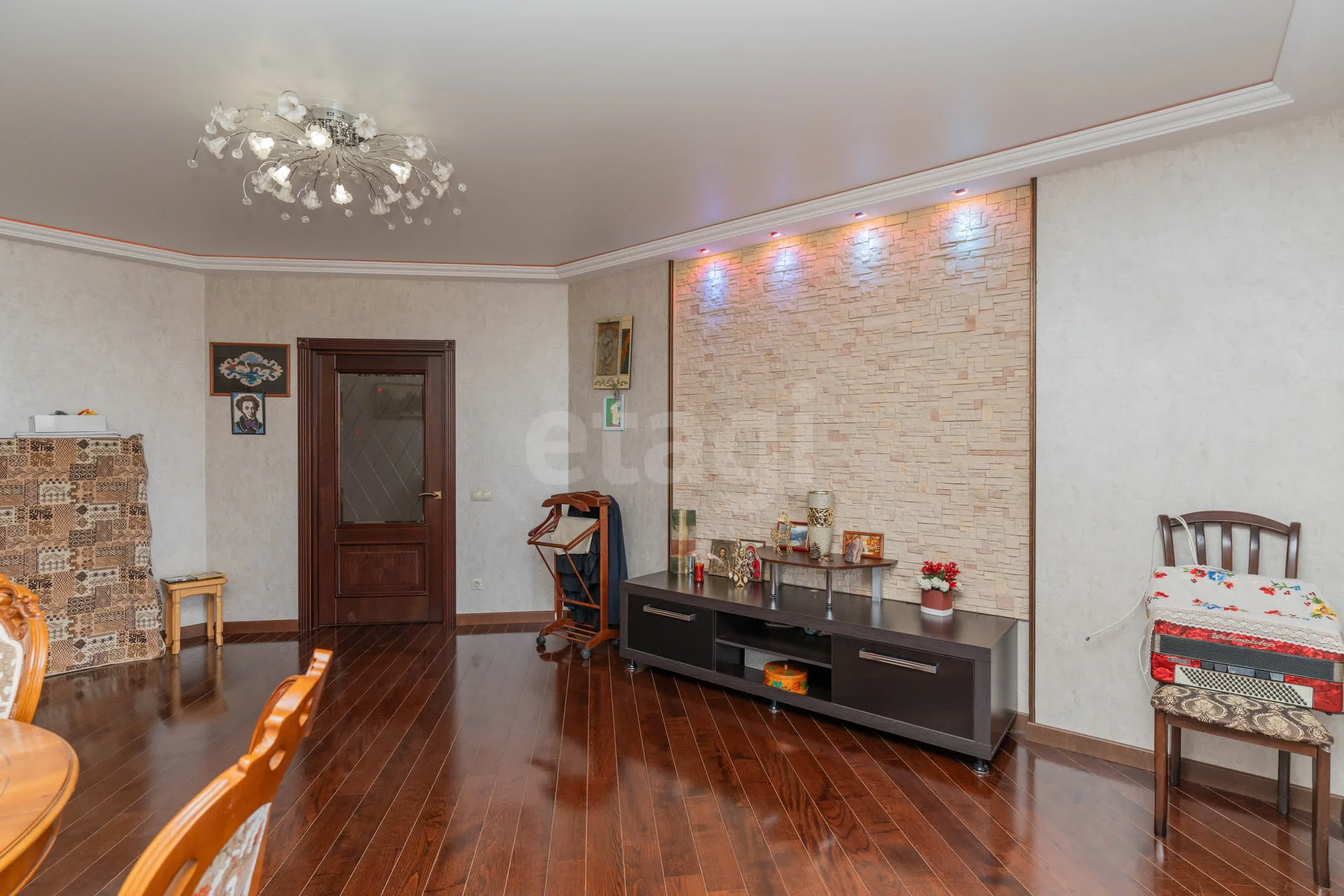 2-к квартира, 96.1м² (Промышленная улица, 49/1) - миниатюра 13