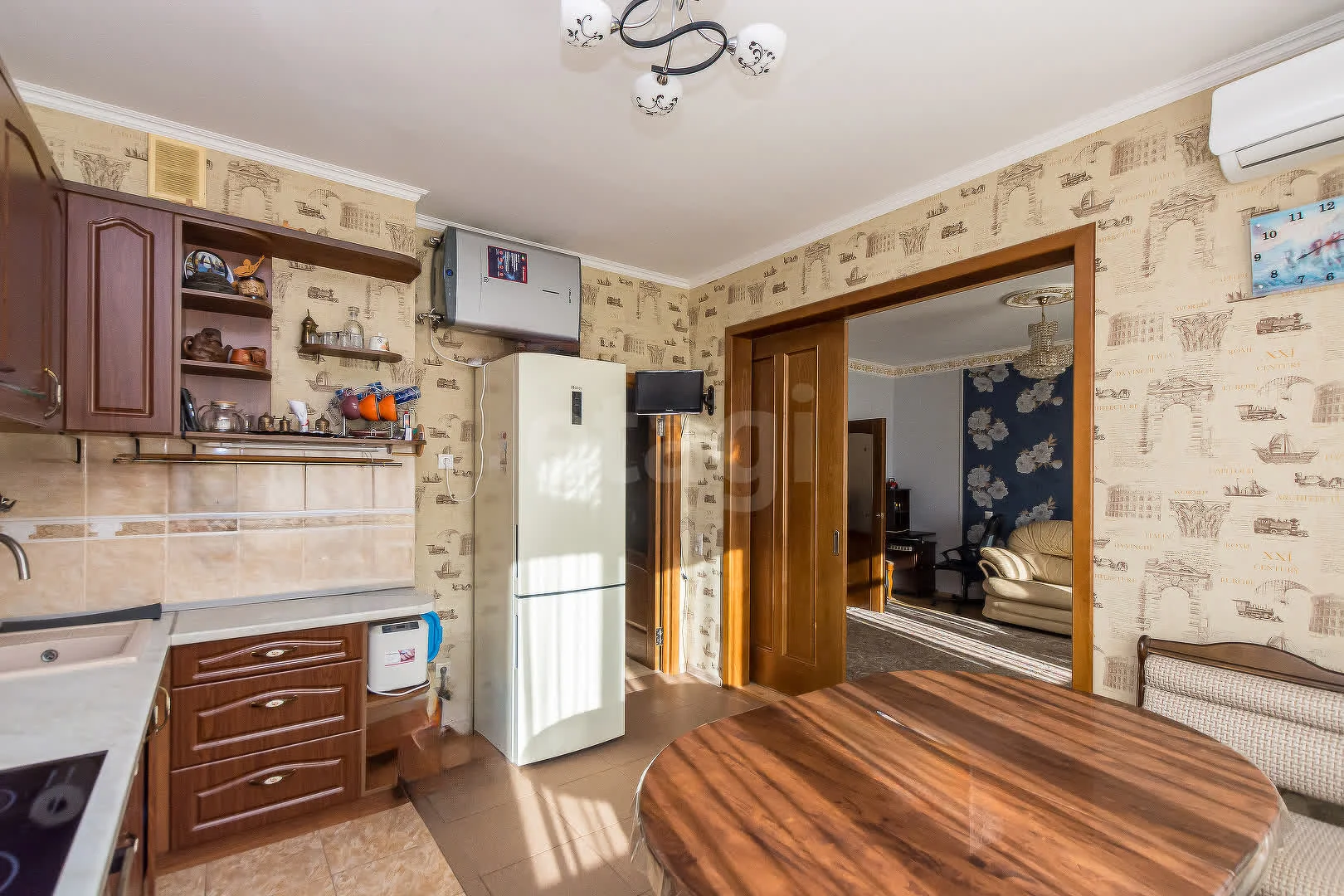 2-к квартира, 68м² (улица Александра Покрышкина, 4/5) - миниатюра 2