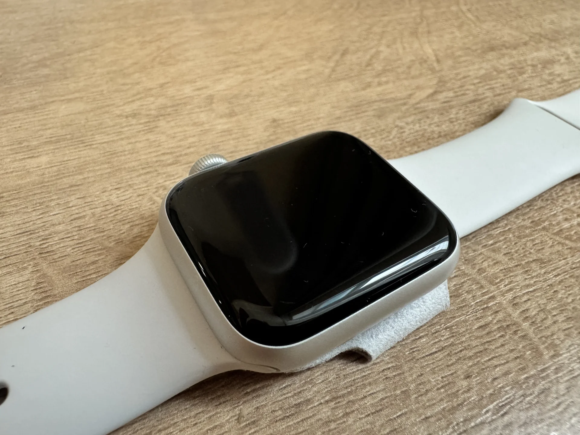 Часы Apple Watch Series 5 дисплей 40 мм - изображение 1