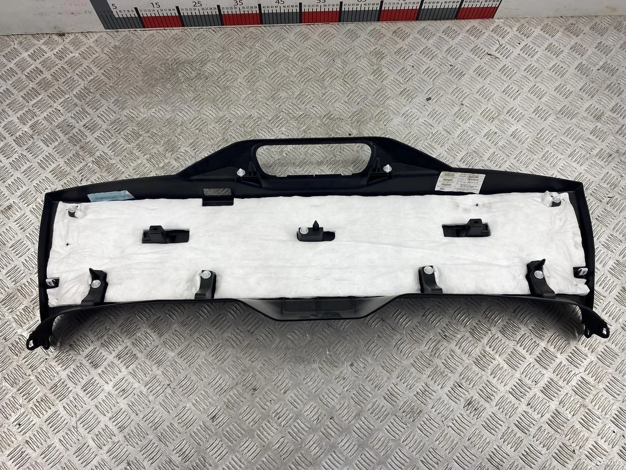 Обшивка крышки багажника BMW X5 G05 LCI - миниатюра 5