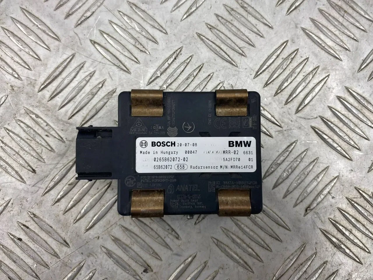 Передний радарный датчик BMW X7 G07 2018 - миниатюра 2
