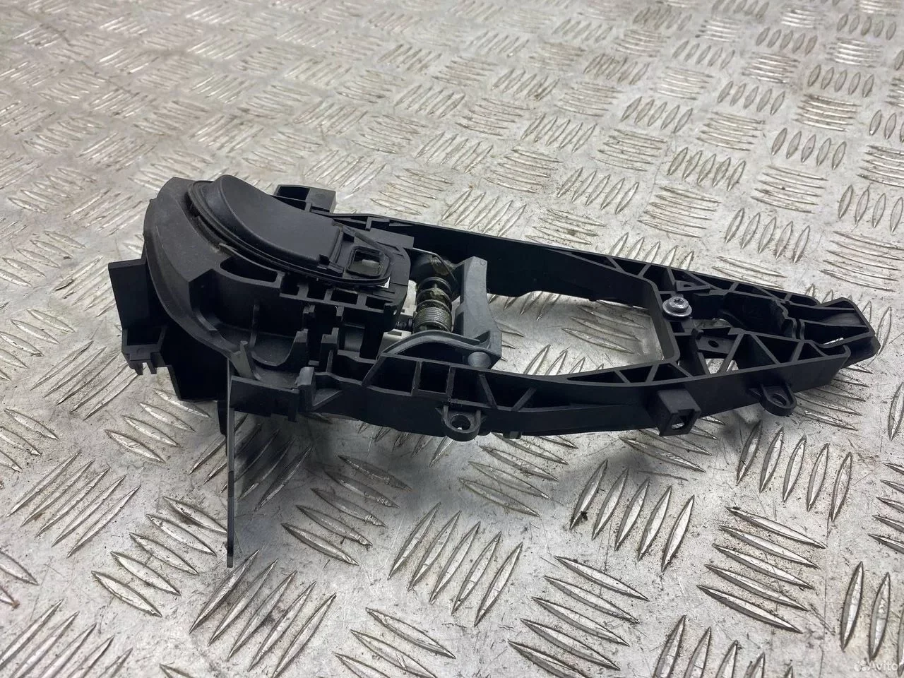 Скелет ручки двери передней правой BMW G05 LCI - миниатюра 2