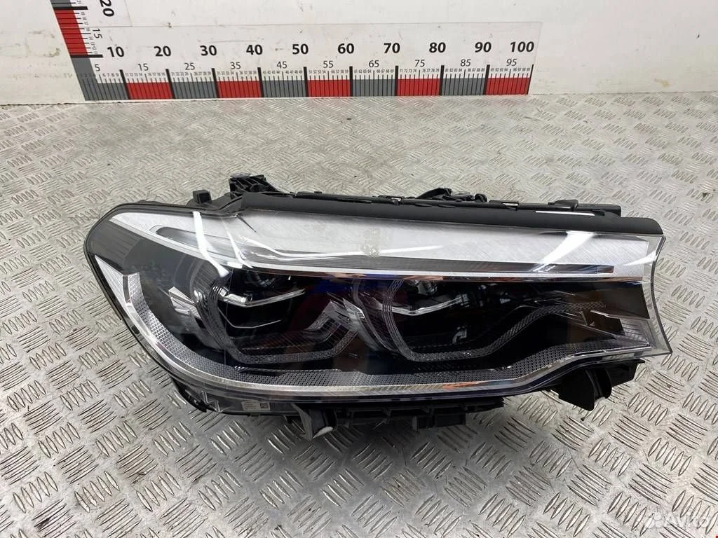 Фара правая BMW 5 G30 Adaptive LED - изображение 1