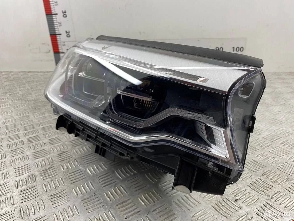 Фара правая BMW 5 G30 Adaptive LED - миниатюра 4