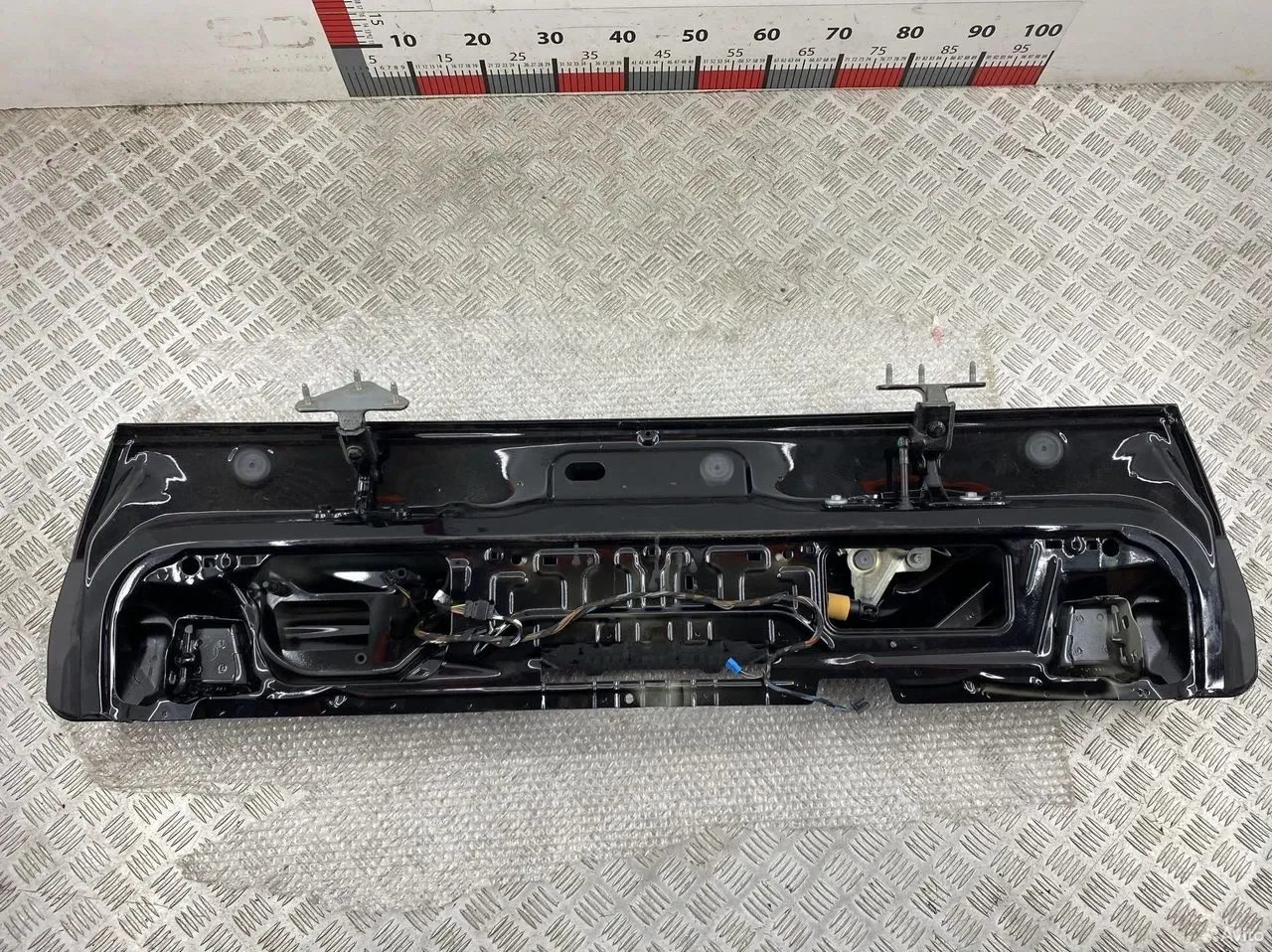 Крышка багажника BMW X7 G07 LCI - миниатюра 4