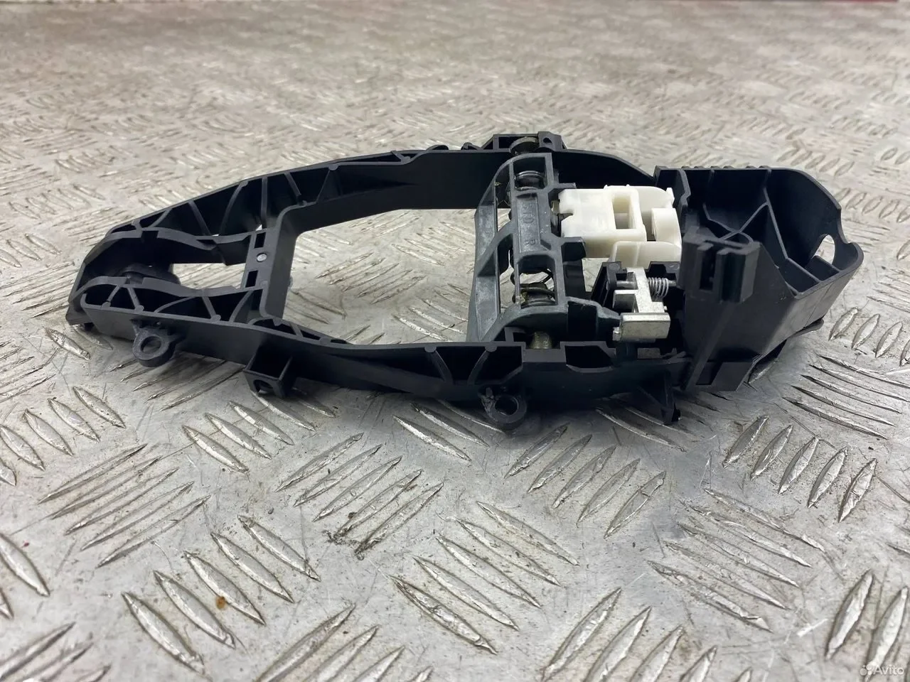 Скелет ручки двери задней правой BMW F95 LCI - миниатюра 5