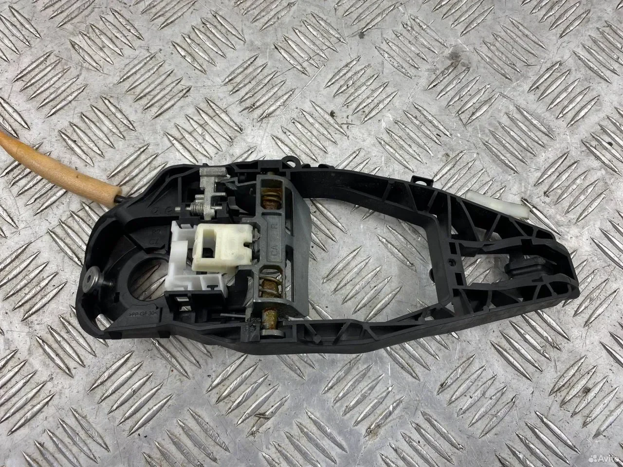 Скелет ручки двери задней правой BMW G30/G31 - изображение 1