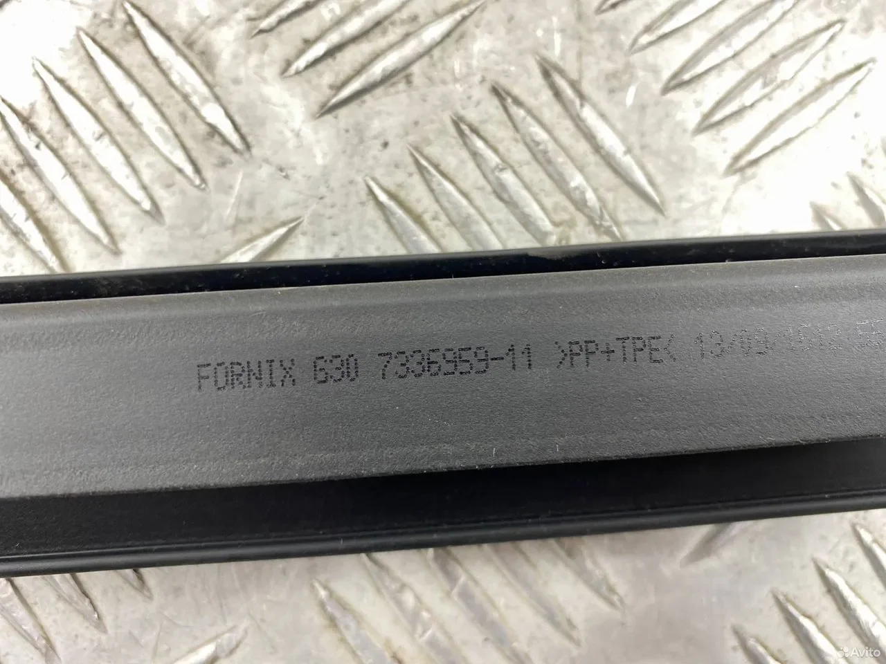 Уплотнитель стекла двери передний левый BMW G30/G31 - миниатюра 7