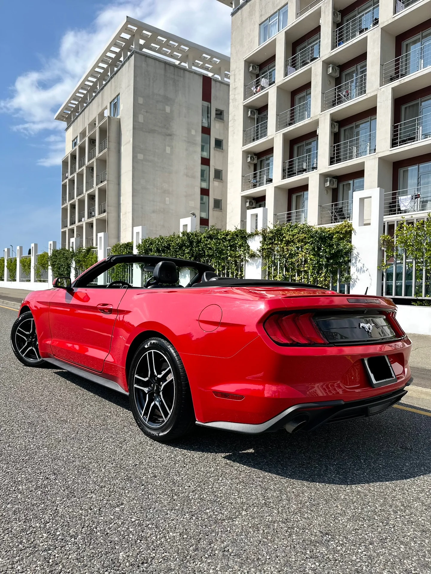 Аренда кабриолета Ford Mustang - миниатюра 3