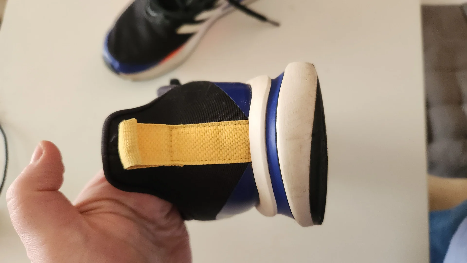 Кроссовки Adidas 39.5 - миниатюра 5
