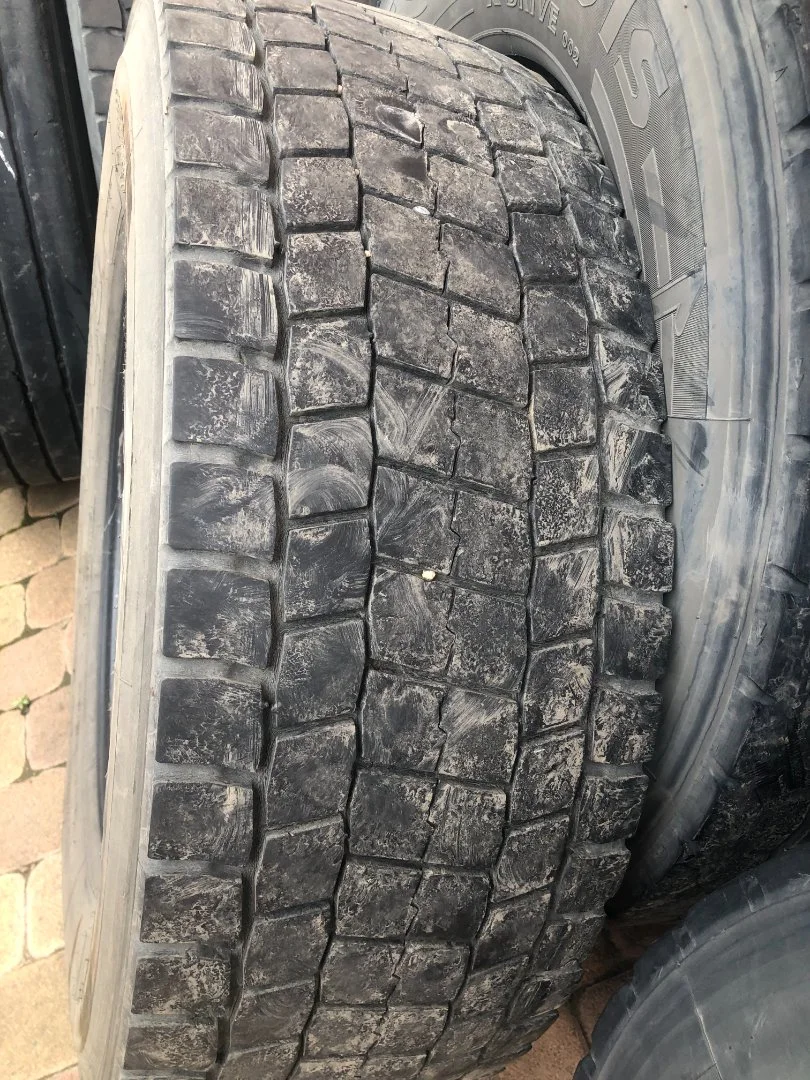Шины 315/70/22.5 Bridgestone - миниатюра 3