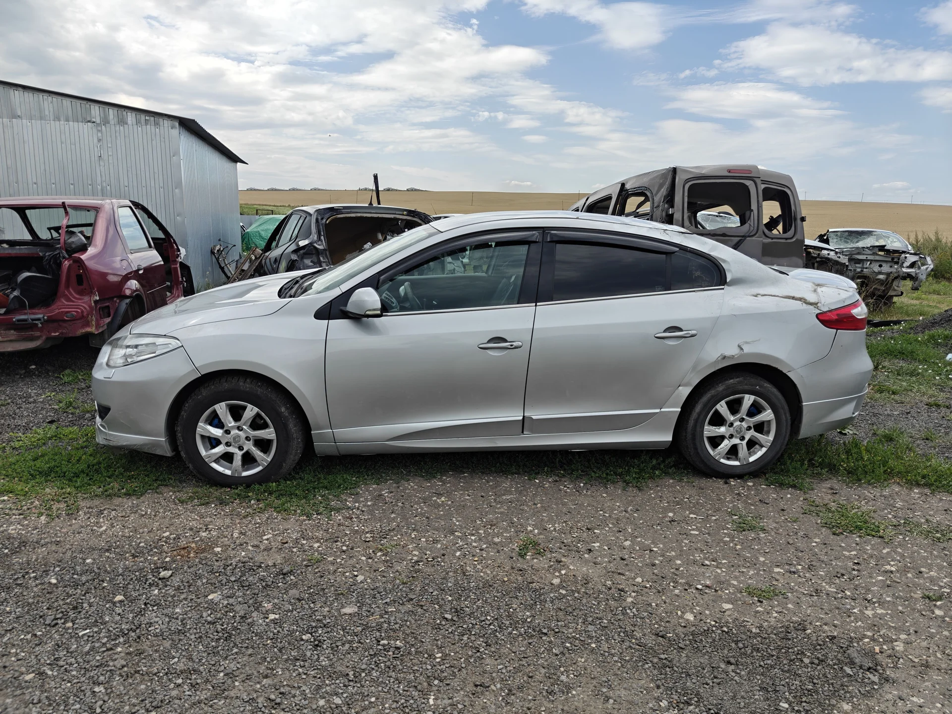 Авто разбор Renault Fluence 2010-2016г - миниатюра 2
