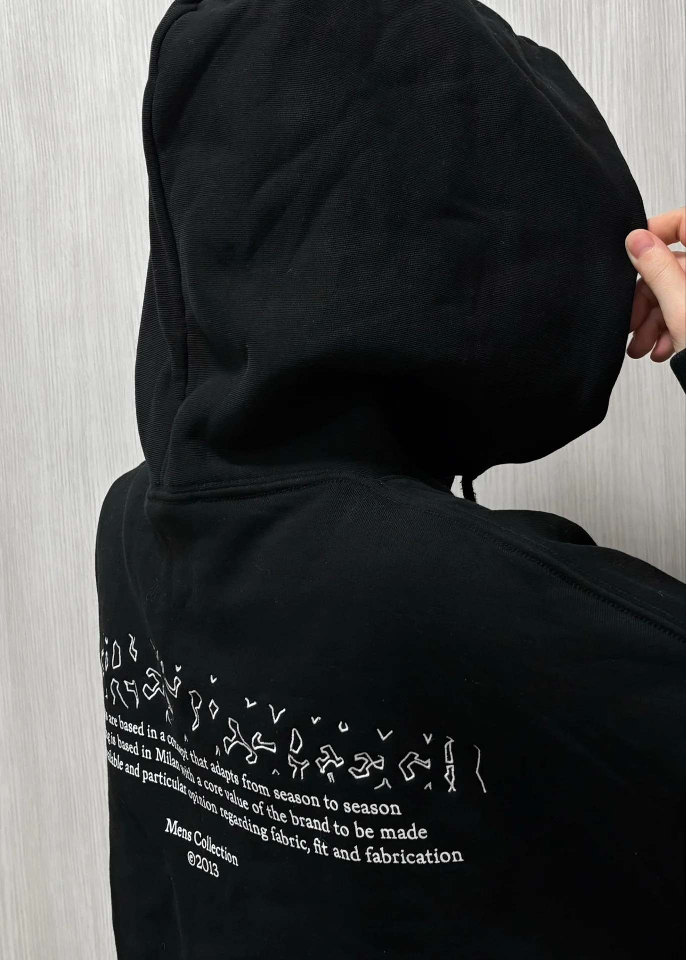 Худи черное Off White Black Back Logo Hoodie - миниатюра 4
