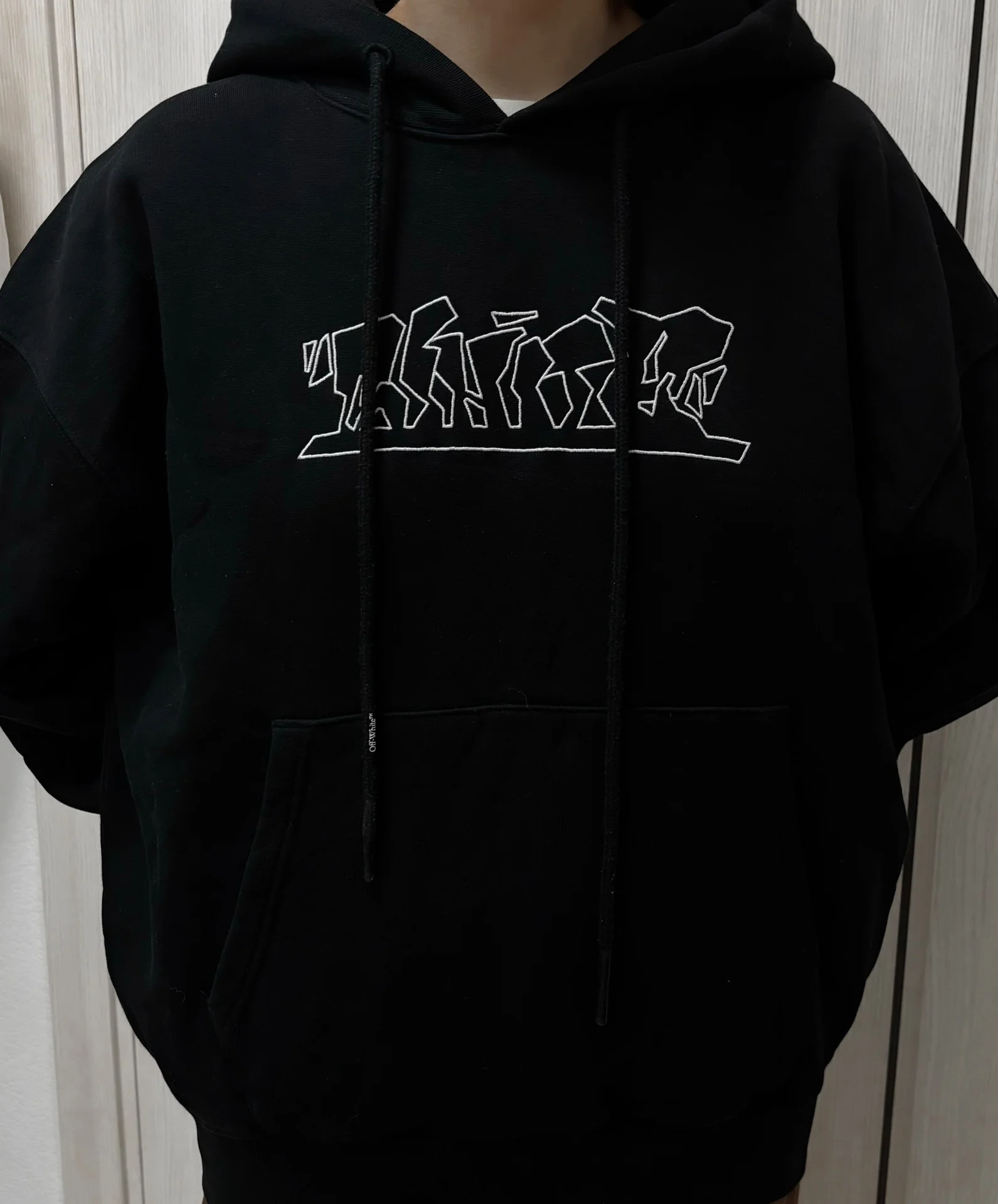 Худи черное Off White Black Back Logo Hoodie - миниатюра 5