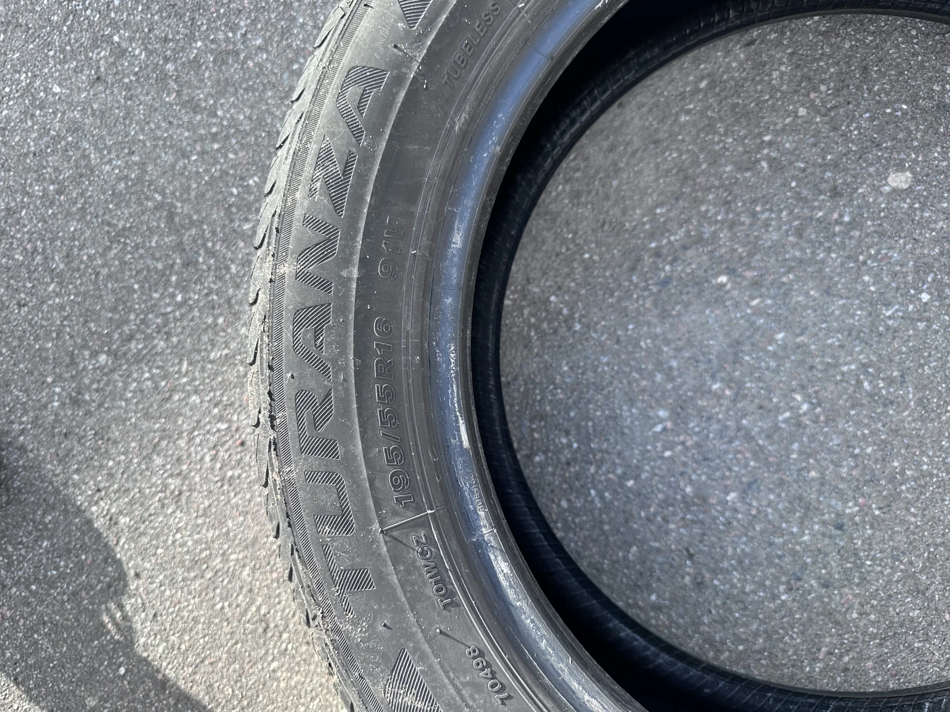 Bridgestone Turanza T001 195/55 R16 - миниатюра 2