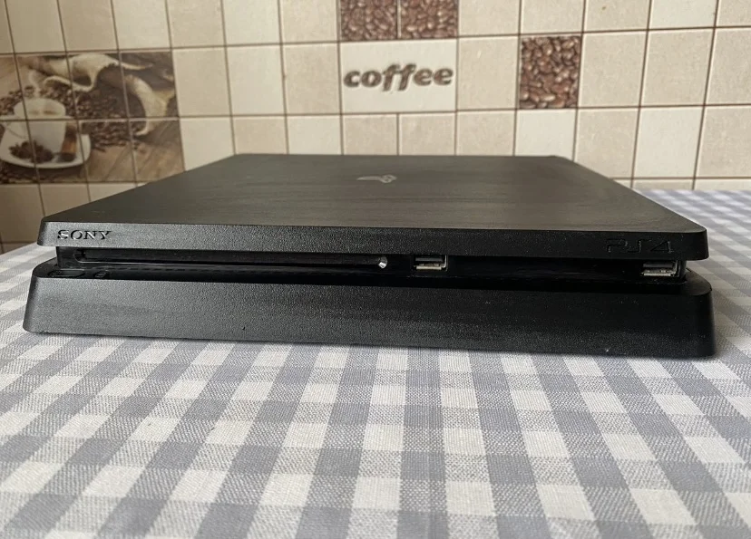 Sony PlayStation 4 PS4 - изображение 1