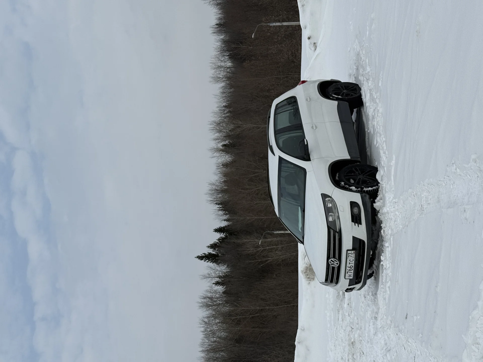 Volkswagen Tiguan - изображение 1
