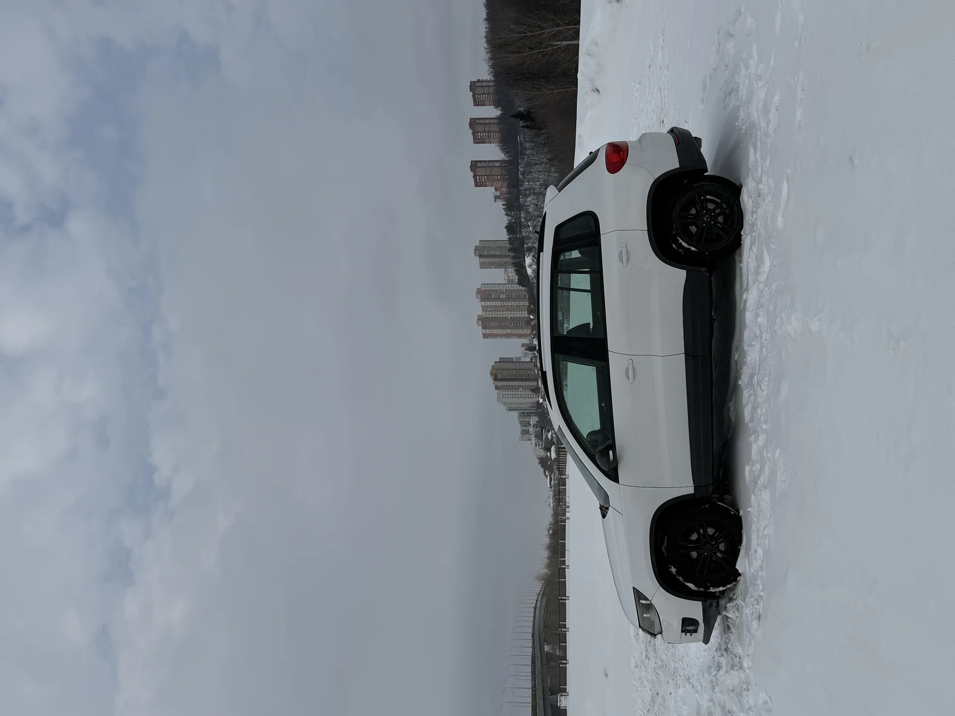 Volkswagen Tiguan - миниатюра 6