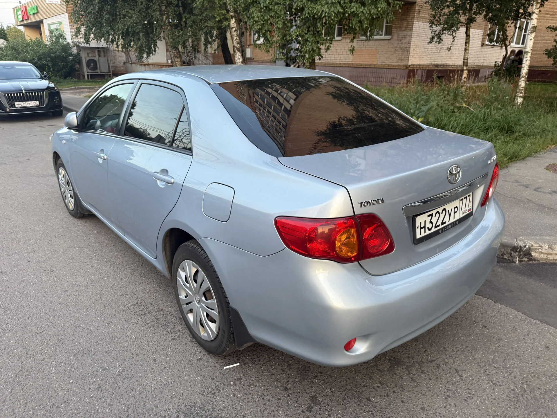 Toyota corolla - миниатюра 2