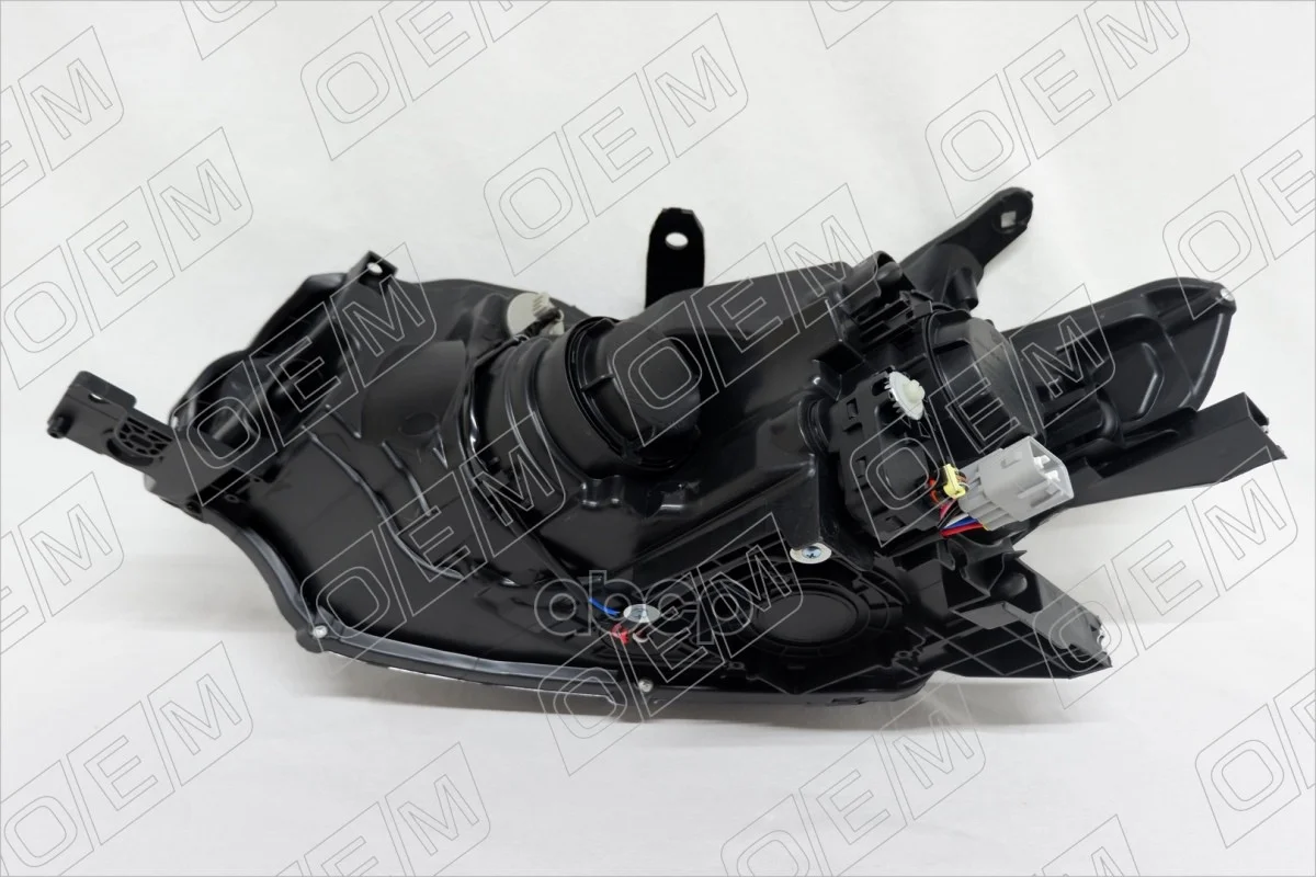 Фара правая Mitsubishi Outlander 3 2012-2015, - миниатюра 9