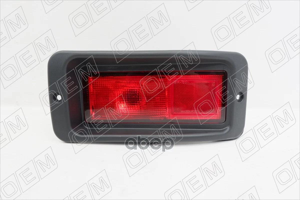 Фонарь противотуманный правый Mitsubishi Pajero - изображение 1