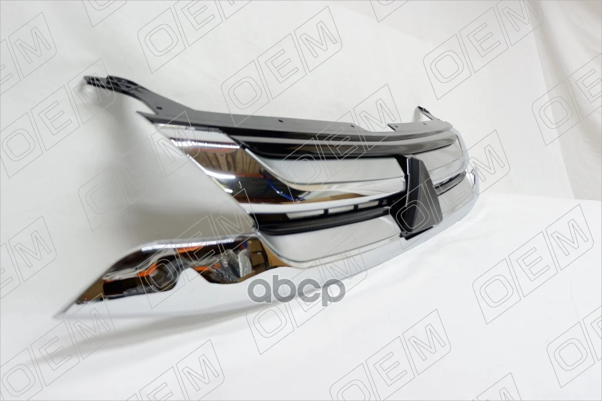 Решетка радиатора Mitsubishi Outlander 3 2015-2019 - миниатюра 8