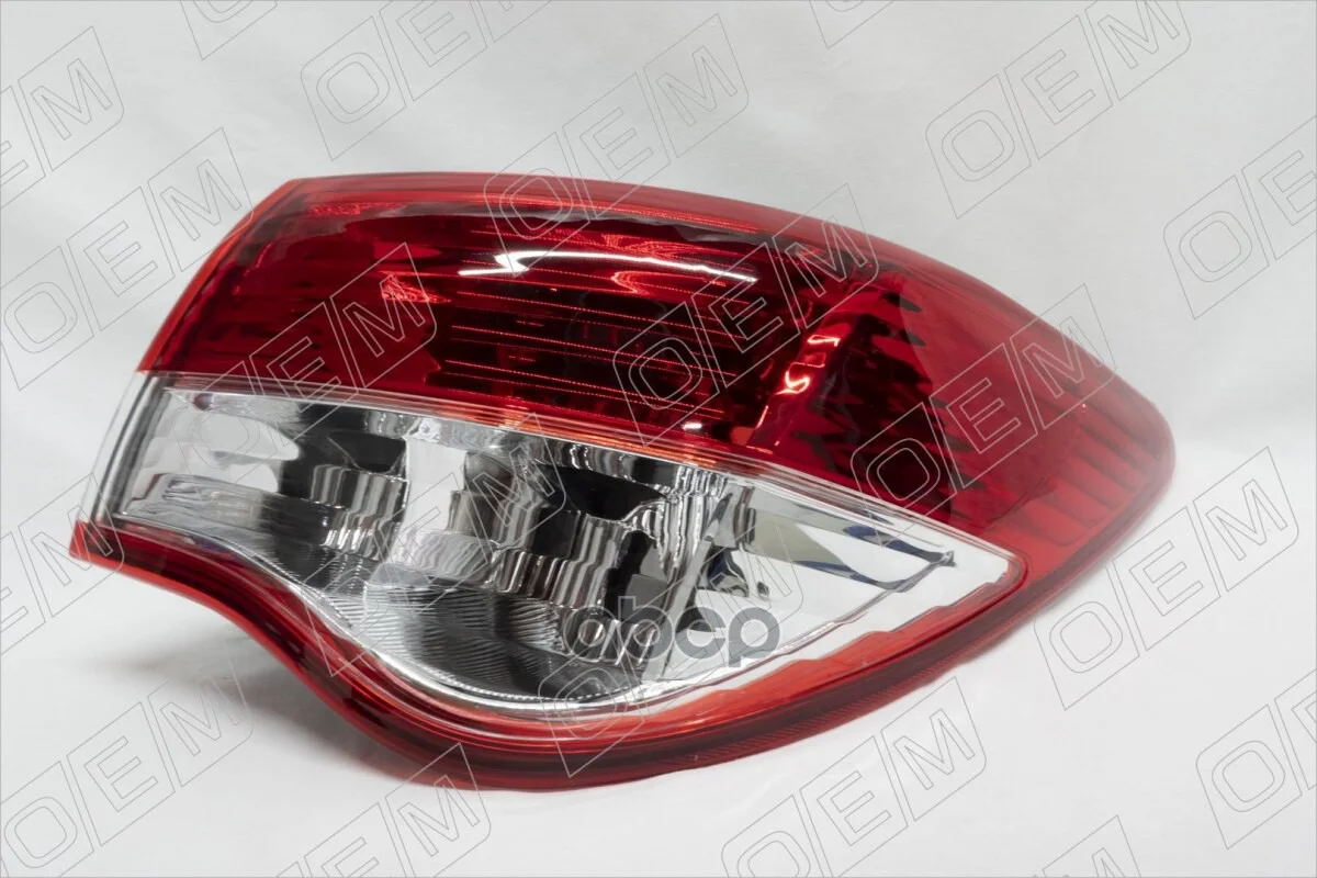 Фонарь правый внешний Nissan Almera G15 - изображение 1