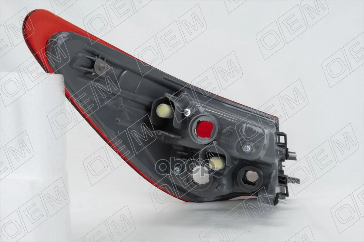 Фонарь правый внешний Nissan Almera G15 - миниатюра 5
