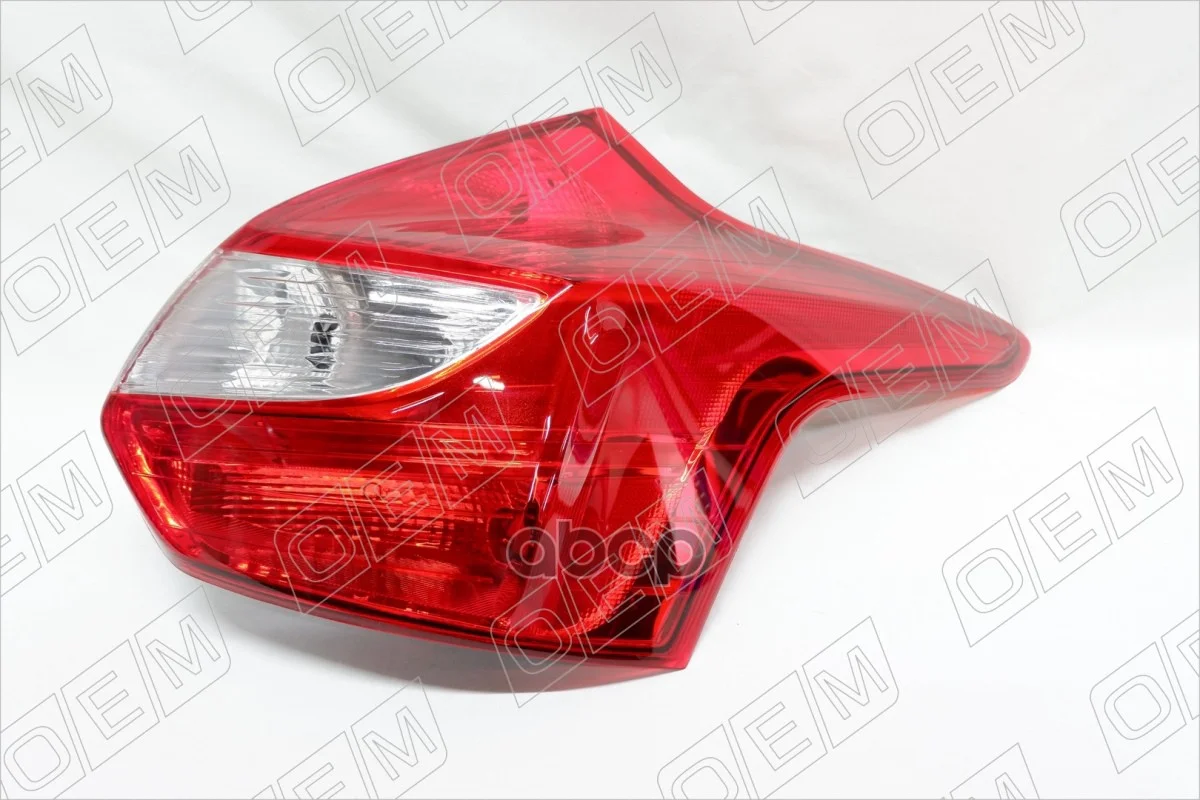 Фонарь правый Ford Focus 3 хэтчбек, 2011-2015 - изображение 1