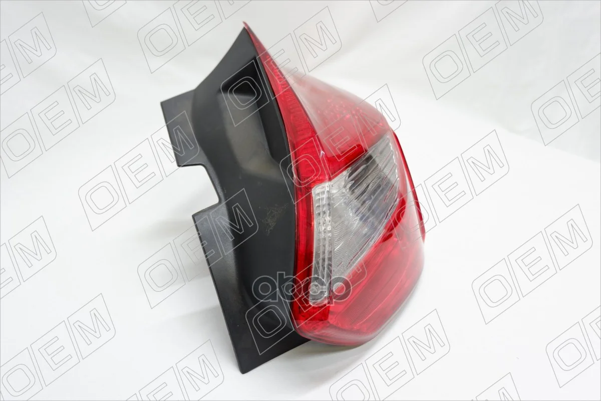 Фонарь правый Ford Focus 3 хэтчбек, 2011-2015 - миниатюра 5