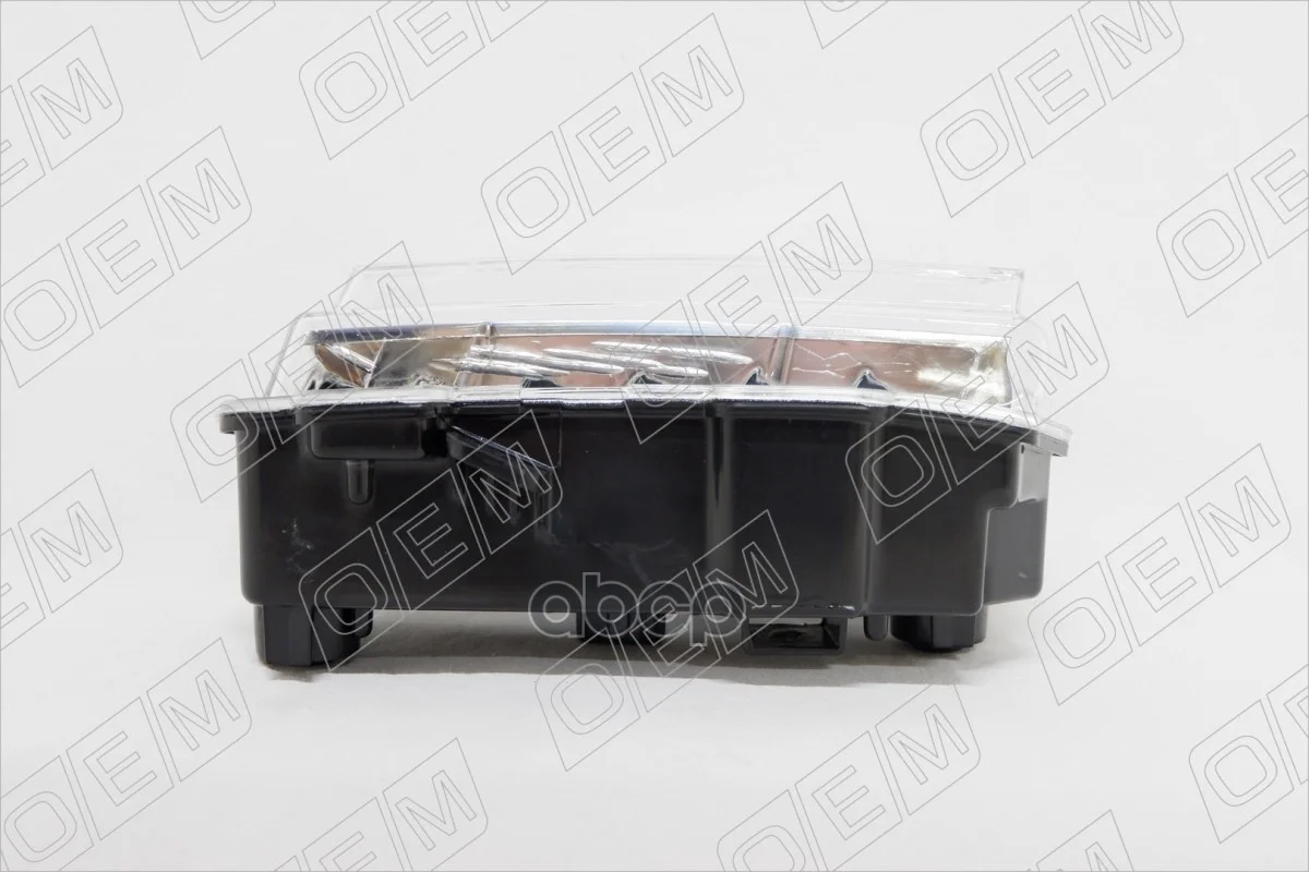 Ходовой огонь правый Mitsubishi Pajero 4 2014-нв - миниатюра 4