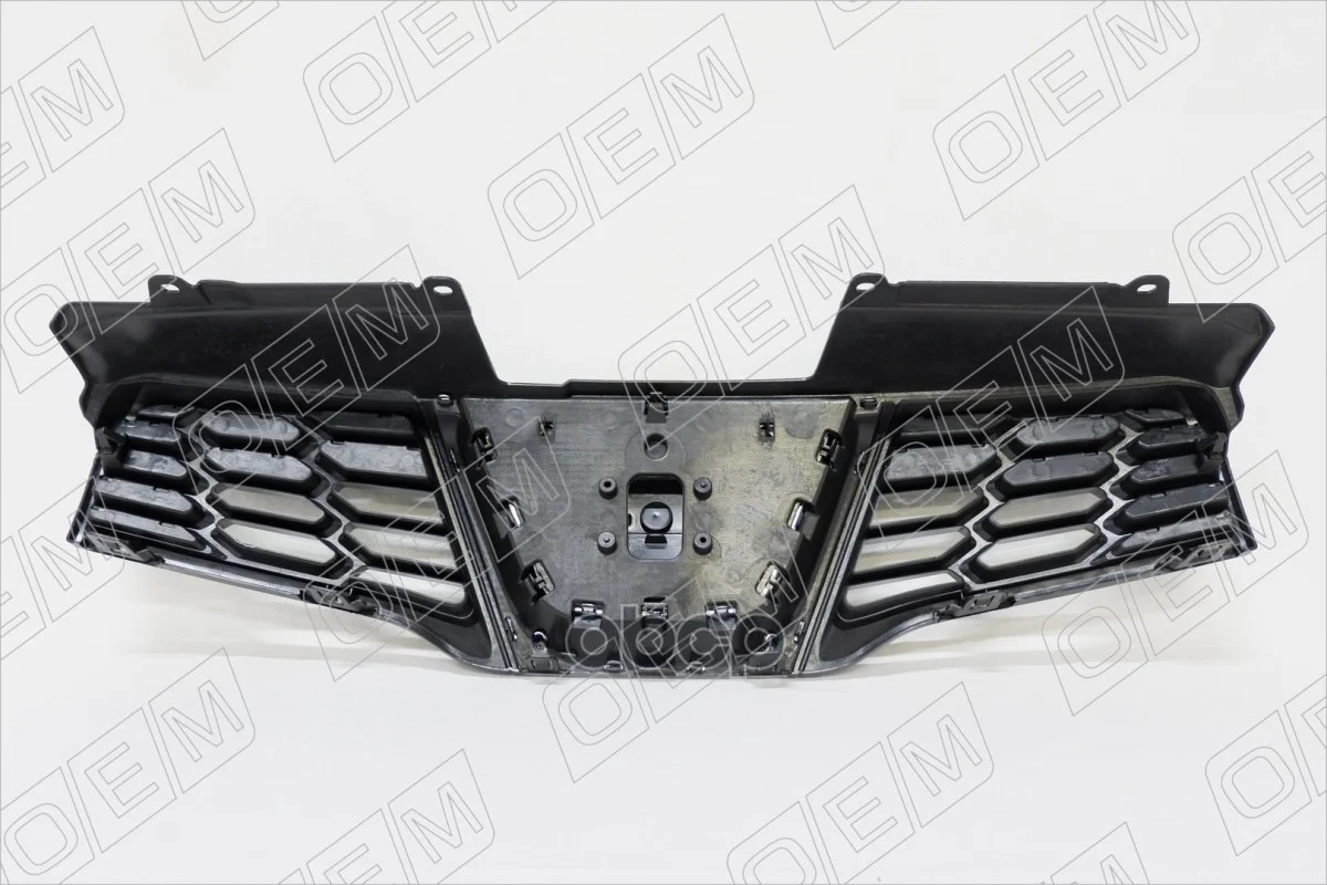 Решетка радиатора Nissan Qashqai 1 j10 2010-2013 - миниатюра 4