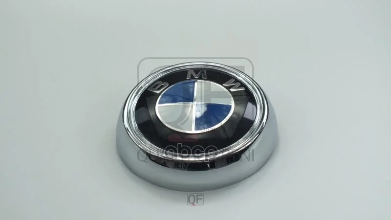 Эмблема BMW X3(F25) крышки багажника QF52H00009 - изображение 1
