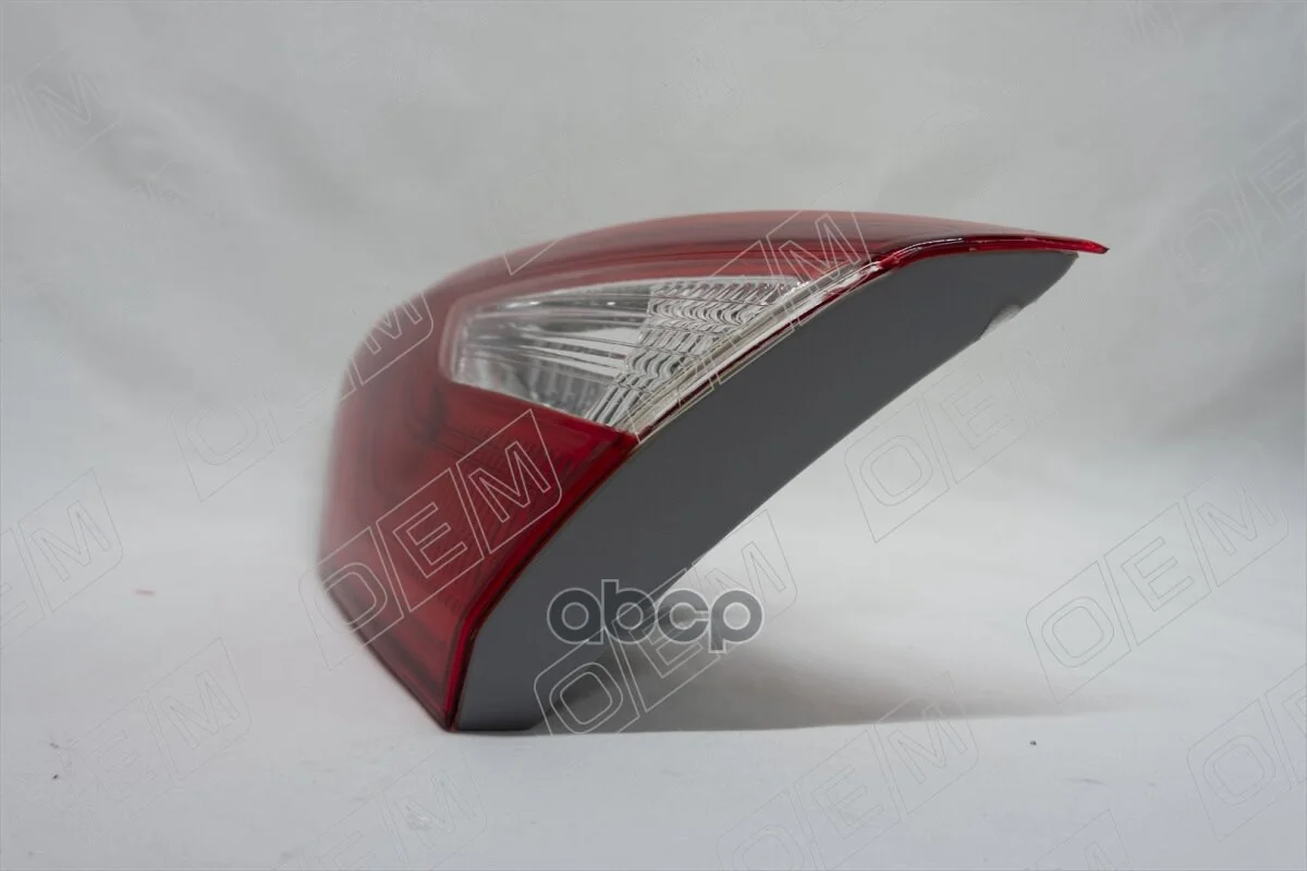 Фонарь правый внутренний Ford Focus 3 седан, - миниатюра 5