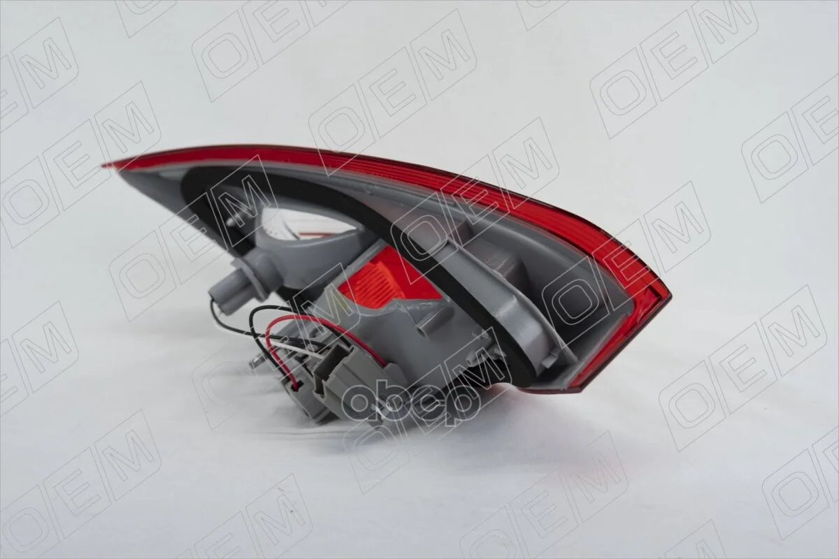 Фонарь правый внутренний Ford Focus 3 седан, - миниатюра 8