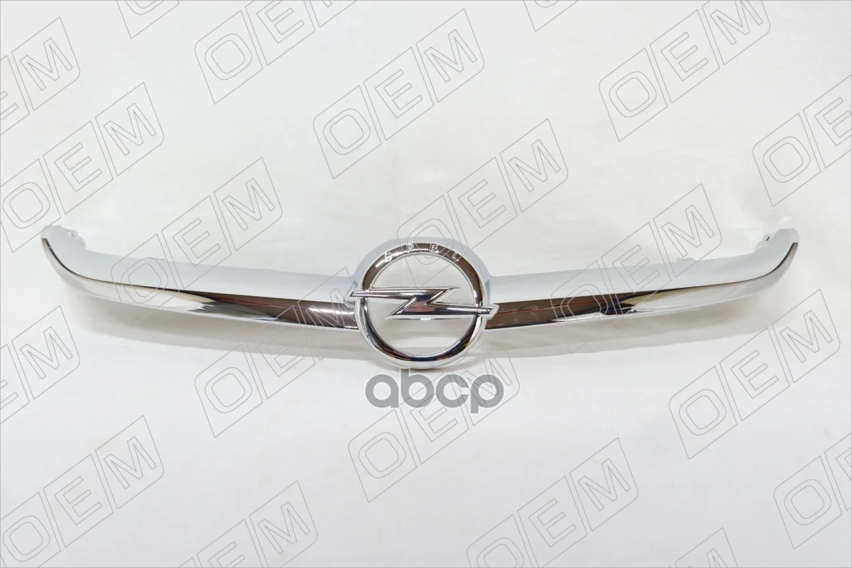 Накладка решетки радиатора Opel Astra J седан, - изображение 1