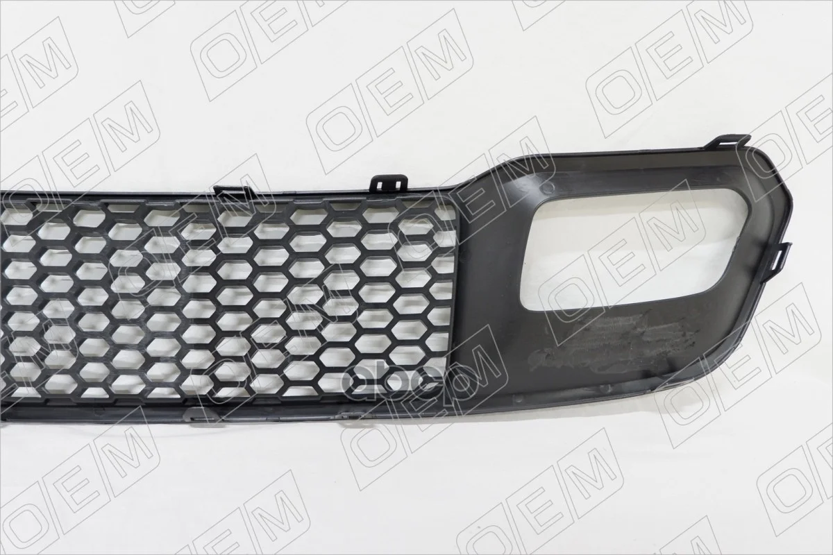 Решетка в бампер нижняя Jeep Grand Cherokee WK2 - миниатюра 3