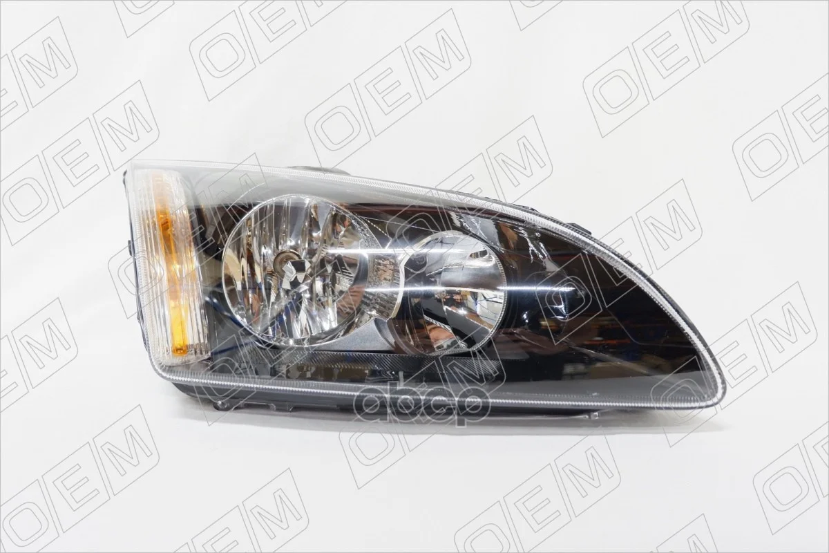 Фара правая Ford Focus 2 2004-2008, галоген, - изображение 1