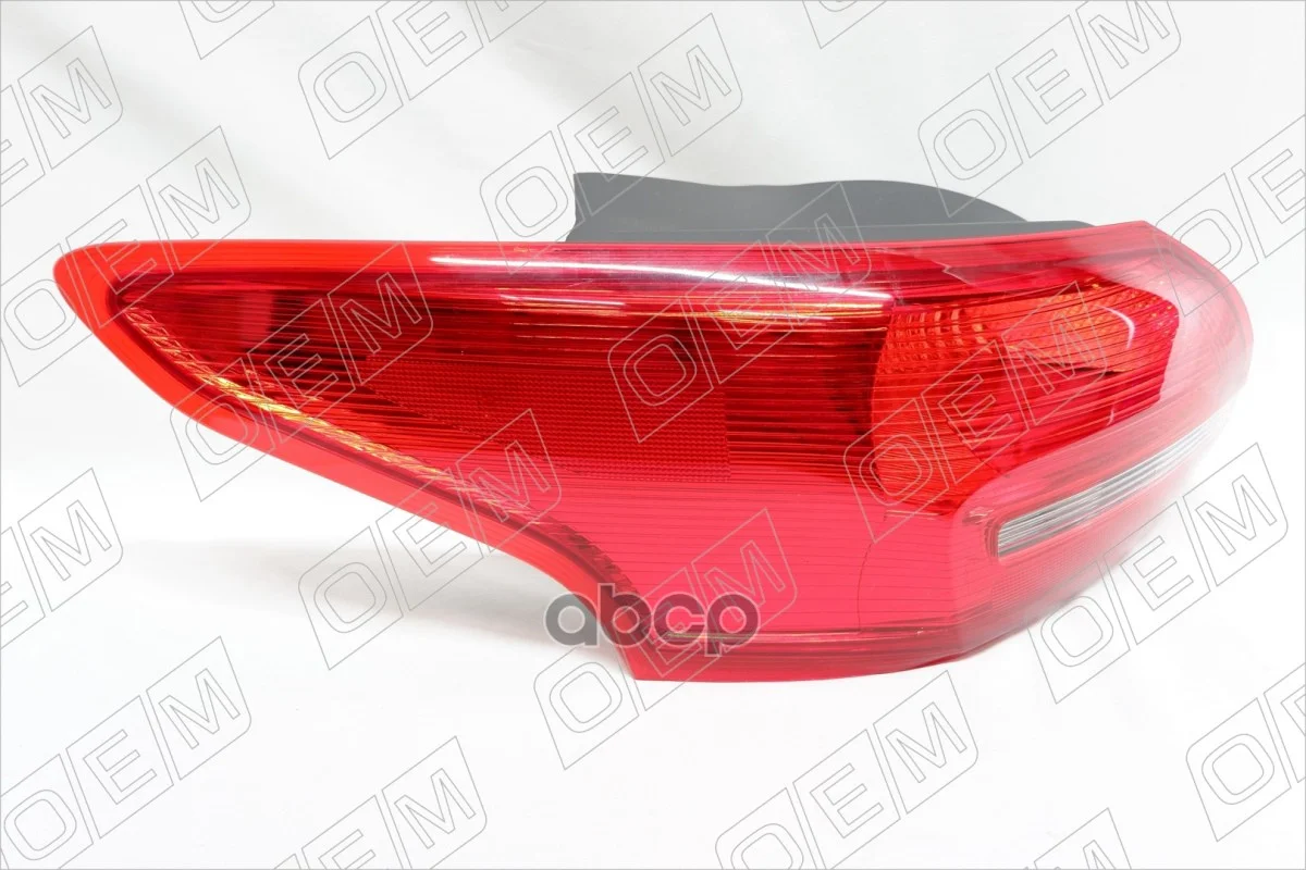 Фонарь левый внешний Ford Focus 3 седан, 2015-2019 - миниатюра 4