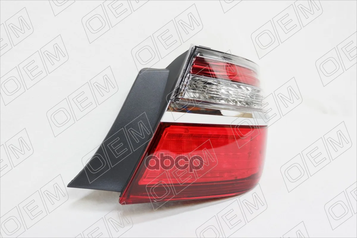 Фонарь правый внешний Toyota Camry 7 XV50 - миниатюра 2