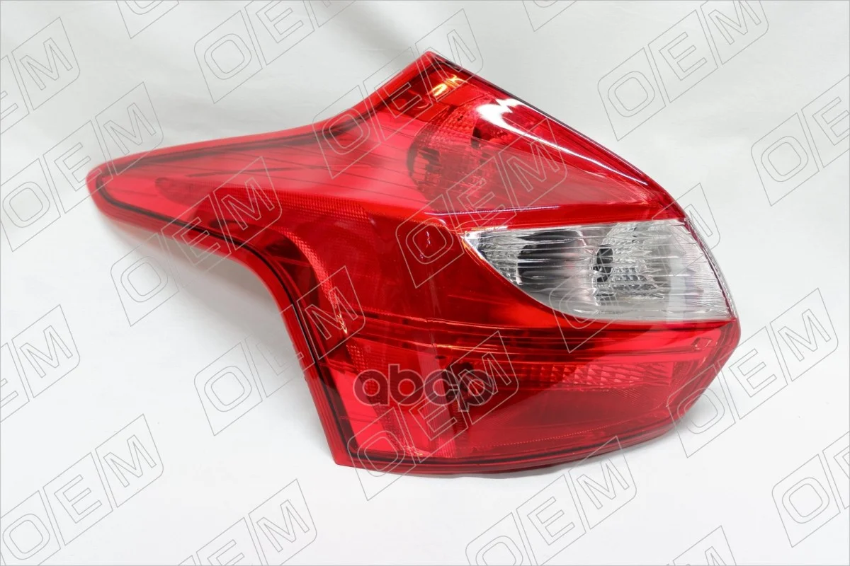 Фонарь левый Ford Focus 3 хэтчбек, 2011-2015 - изображение 1